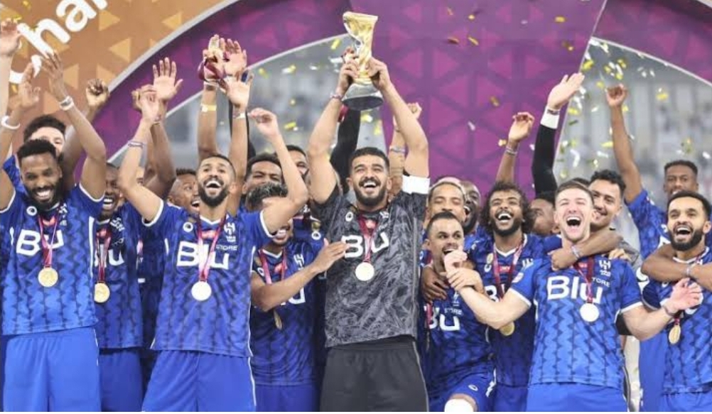 الهلال يتوج بكأس لوسيل وفنان مصري يقدم التهنئة