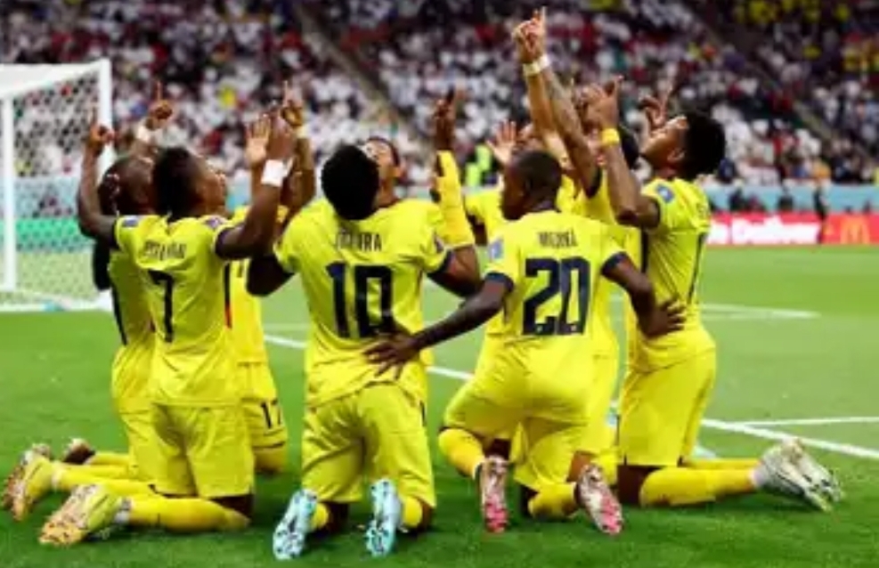 فوز الإكوادور على قطر في أولى مباريات مونديال2022